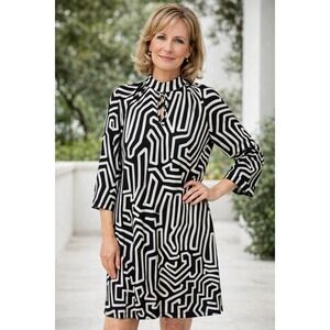 Ashley Stewart Black White Geometric Mock Neck Keyhole Shift Dress Plus 18/20